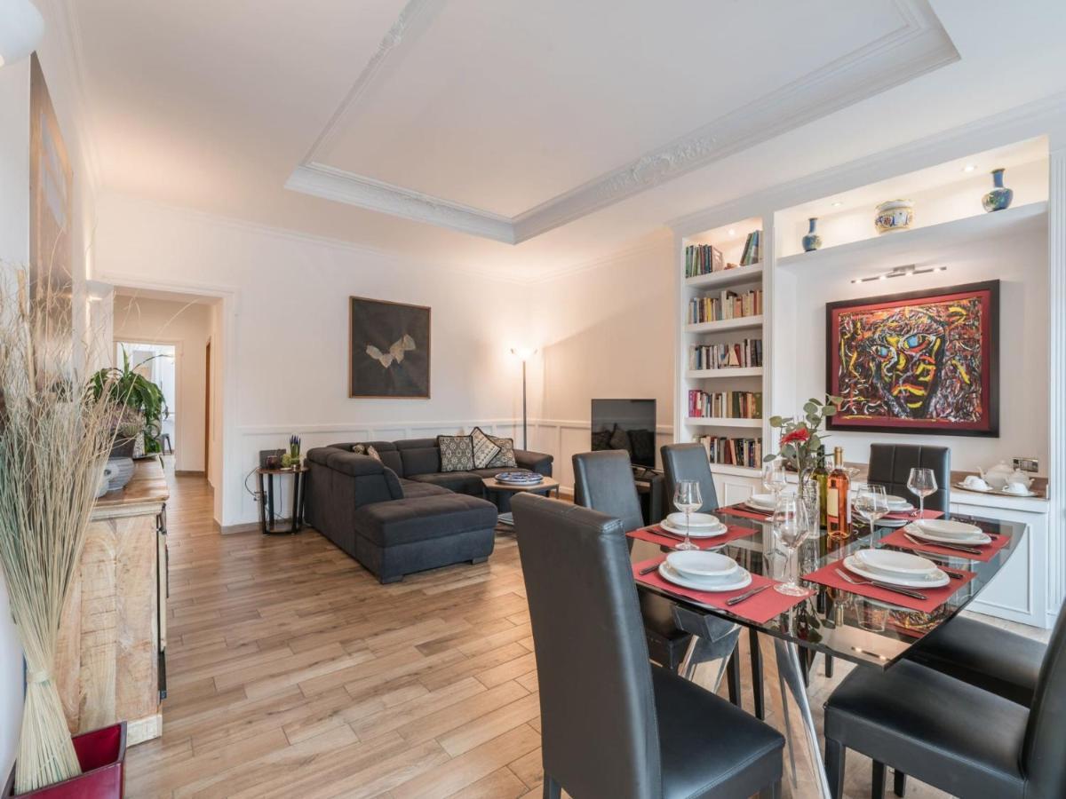 The Best Rent - Elegant Three-Bedroom Apartment A Few Steps From Fontana Di Trevi Buitenkant foto